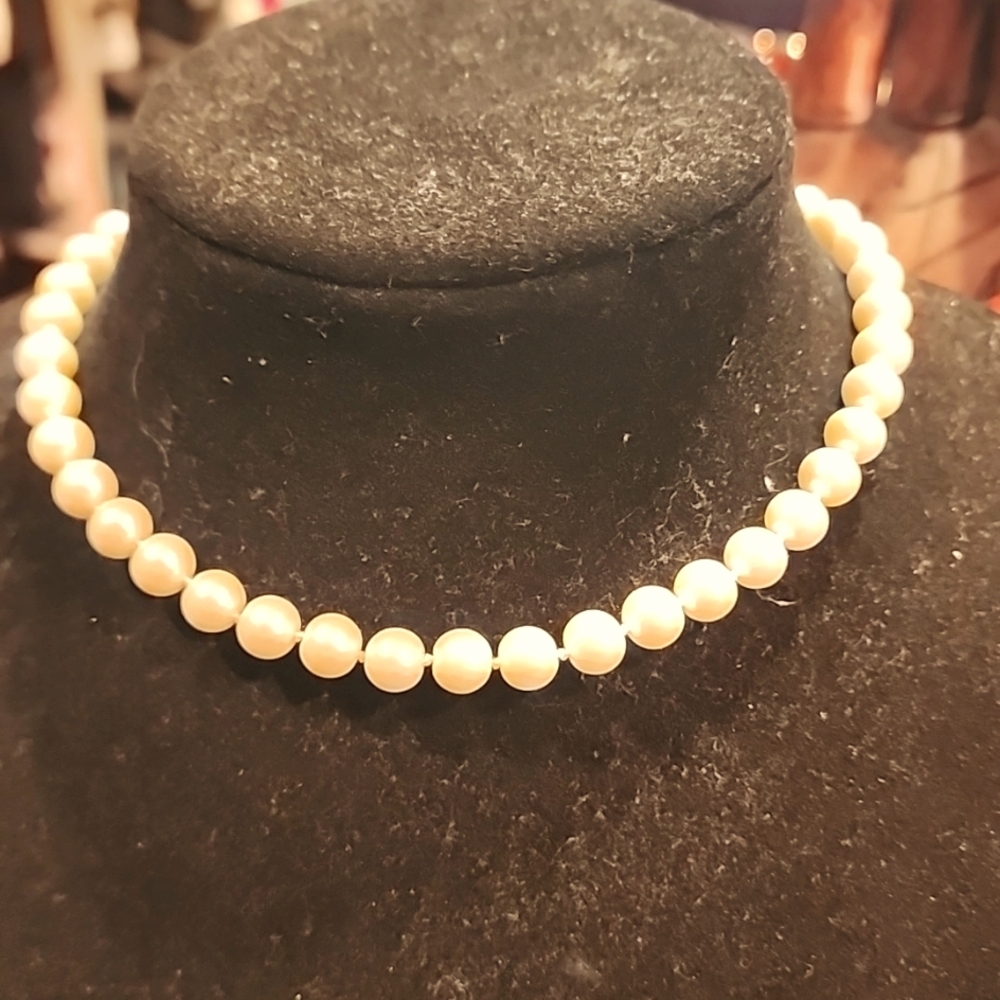 Vintage Kissaka simulated pearls